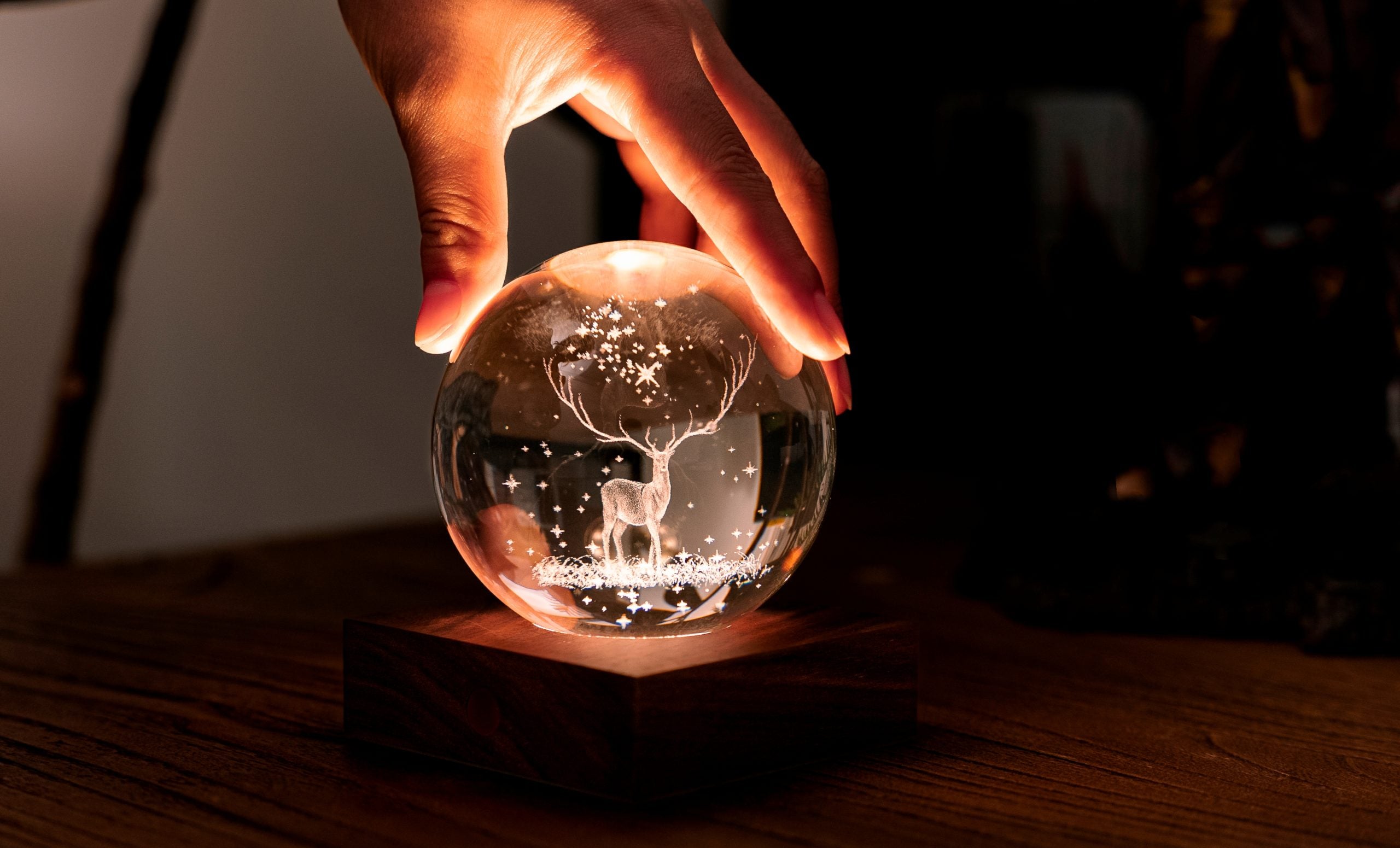 Gingko Design - Amber Crystal Light – dekorativ LED-krystal lampe