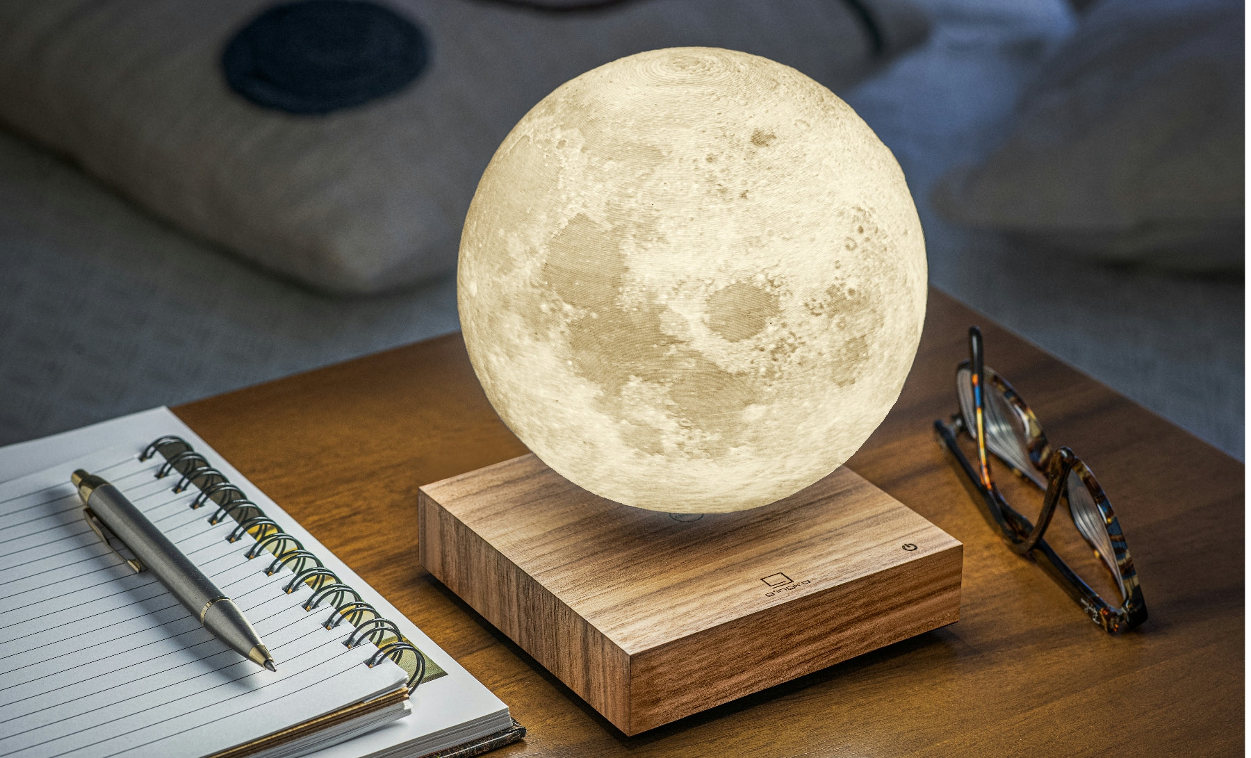 Gingko Design  - Smart Moon Lamp