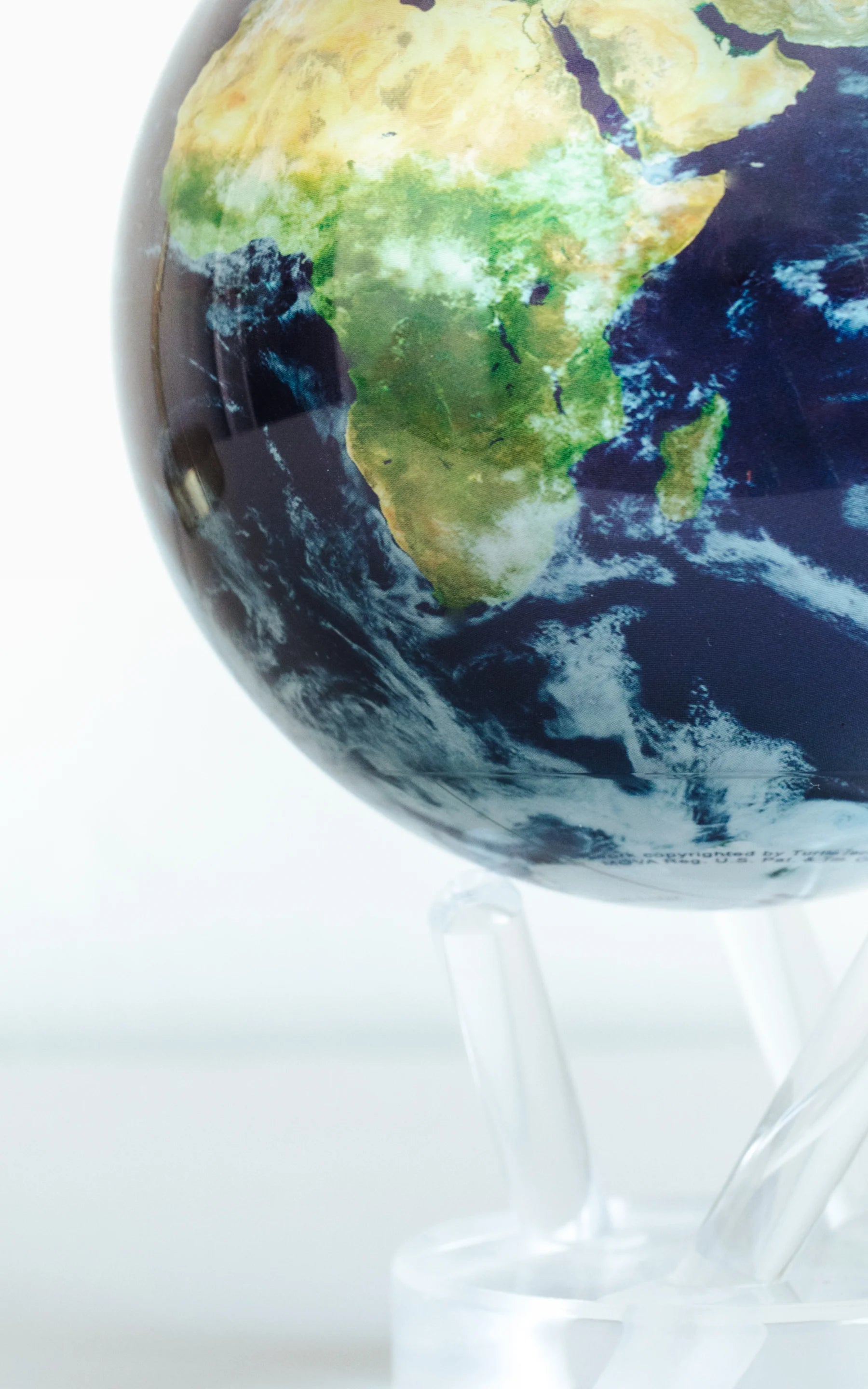MOVA Globe - Rotierender Globus, angetrieben durch Solarzellen - Erde mit Wolken