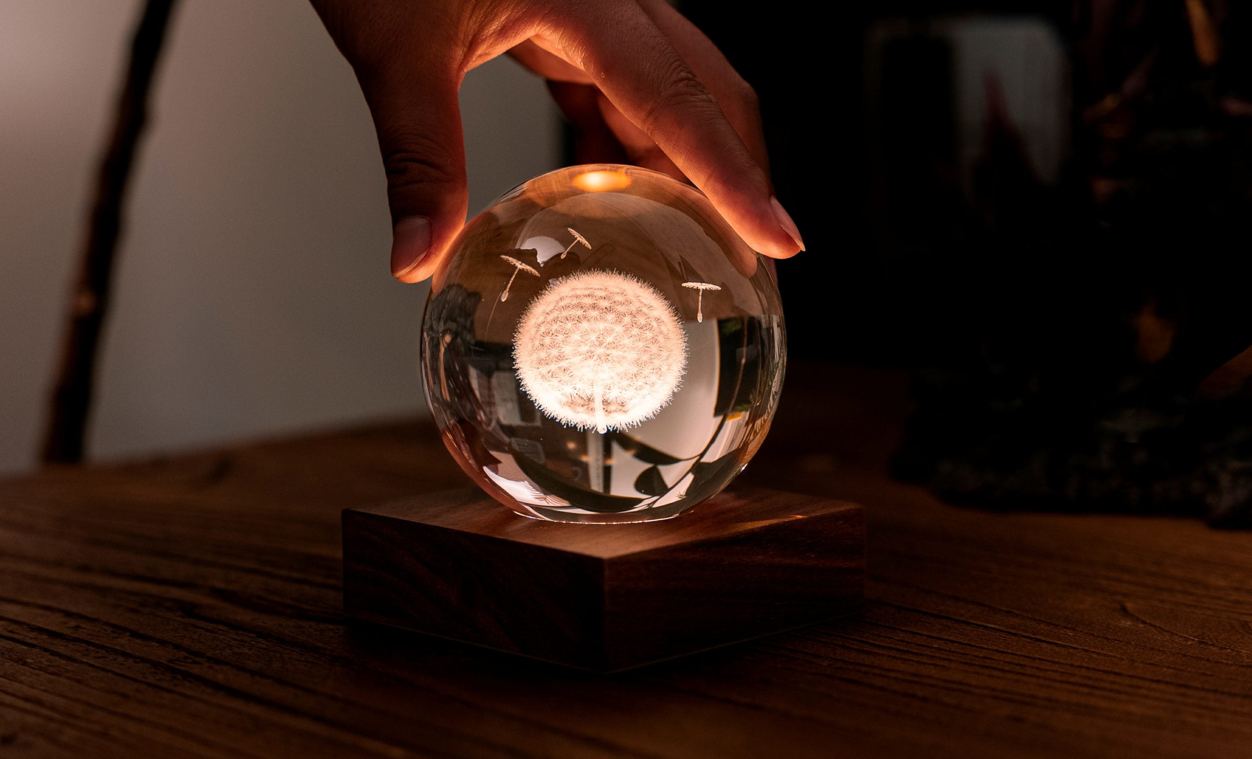 Gingko Design - Amber Crystal Light – dekorative LED-Kristallleuchte