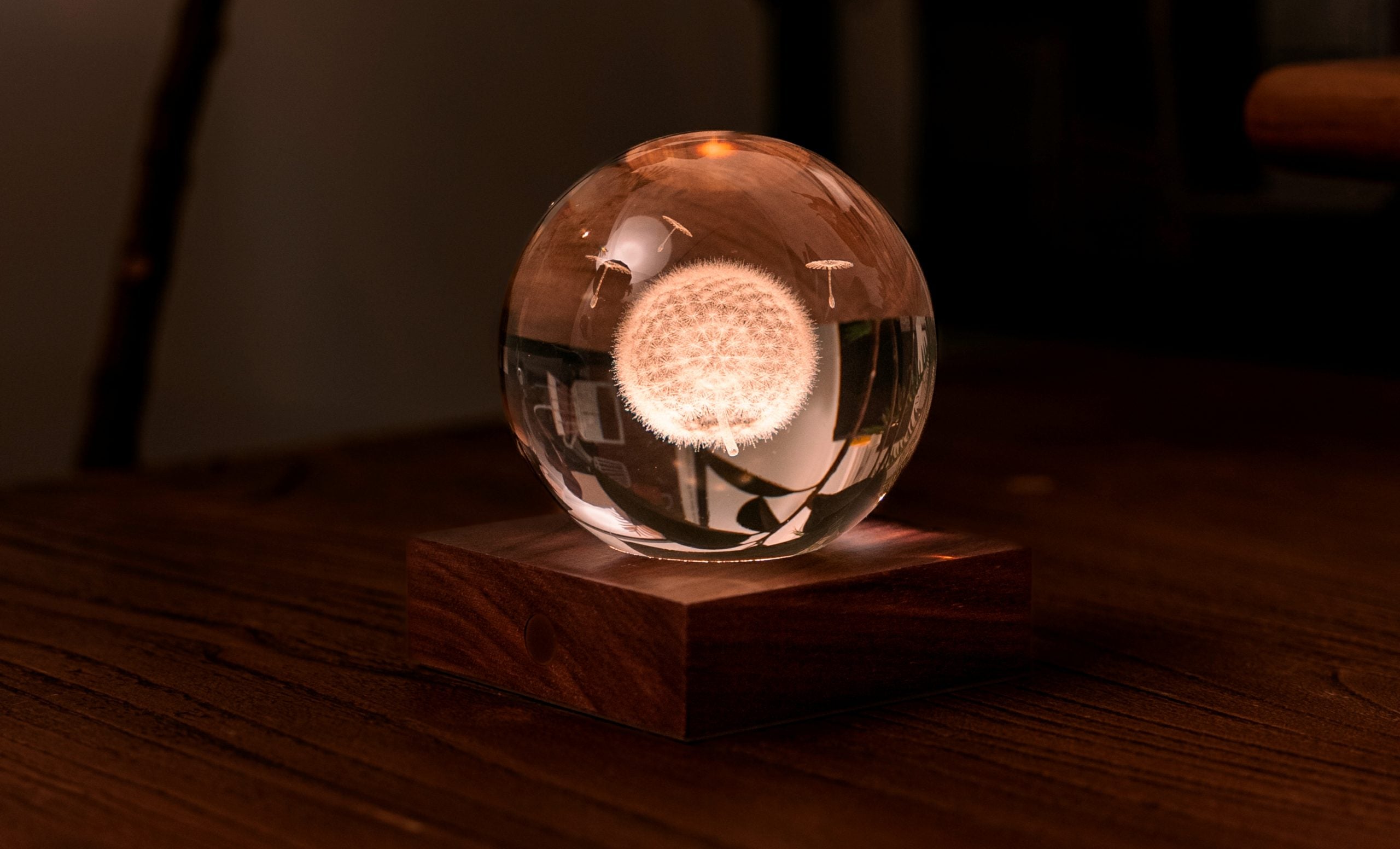 Gingko Design - Amber Crystal Light – dekorative LED-Kristallleuchte