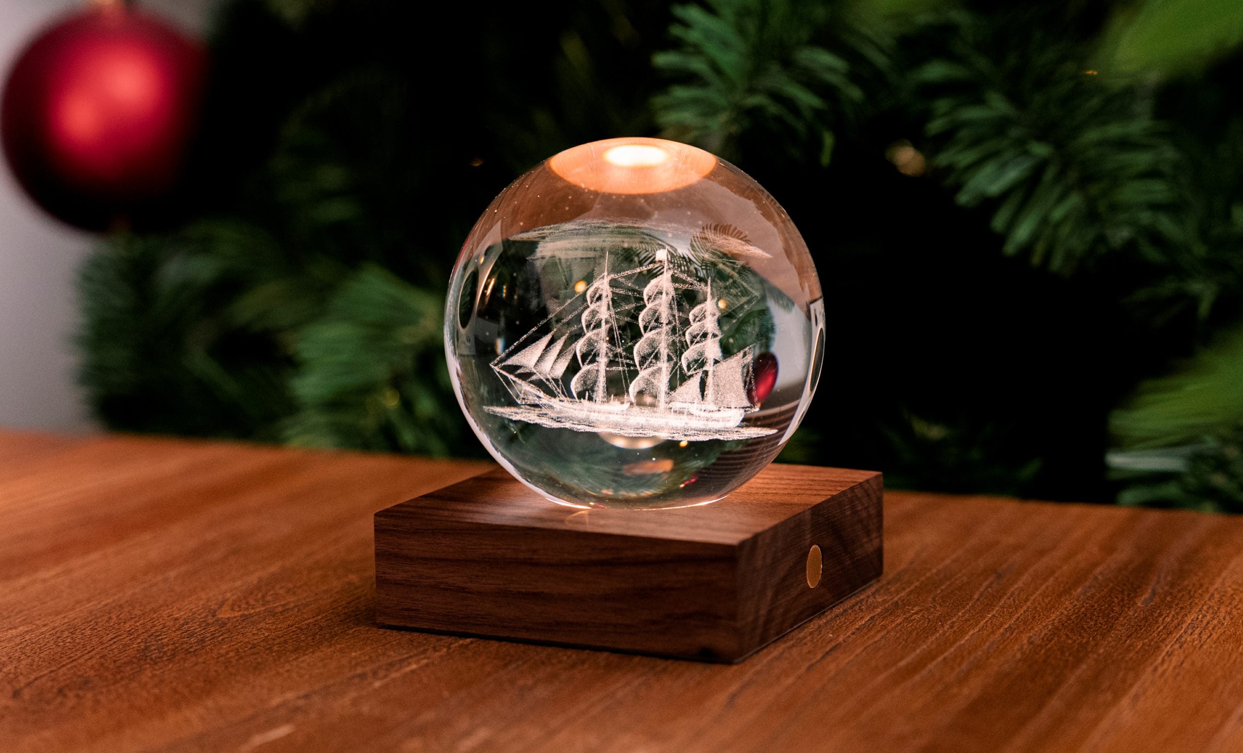 Gingko Design - Amber Crystal Light – dekorativ LED-krystal lampe