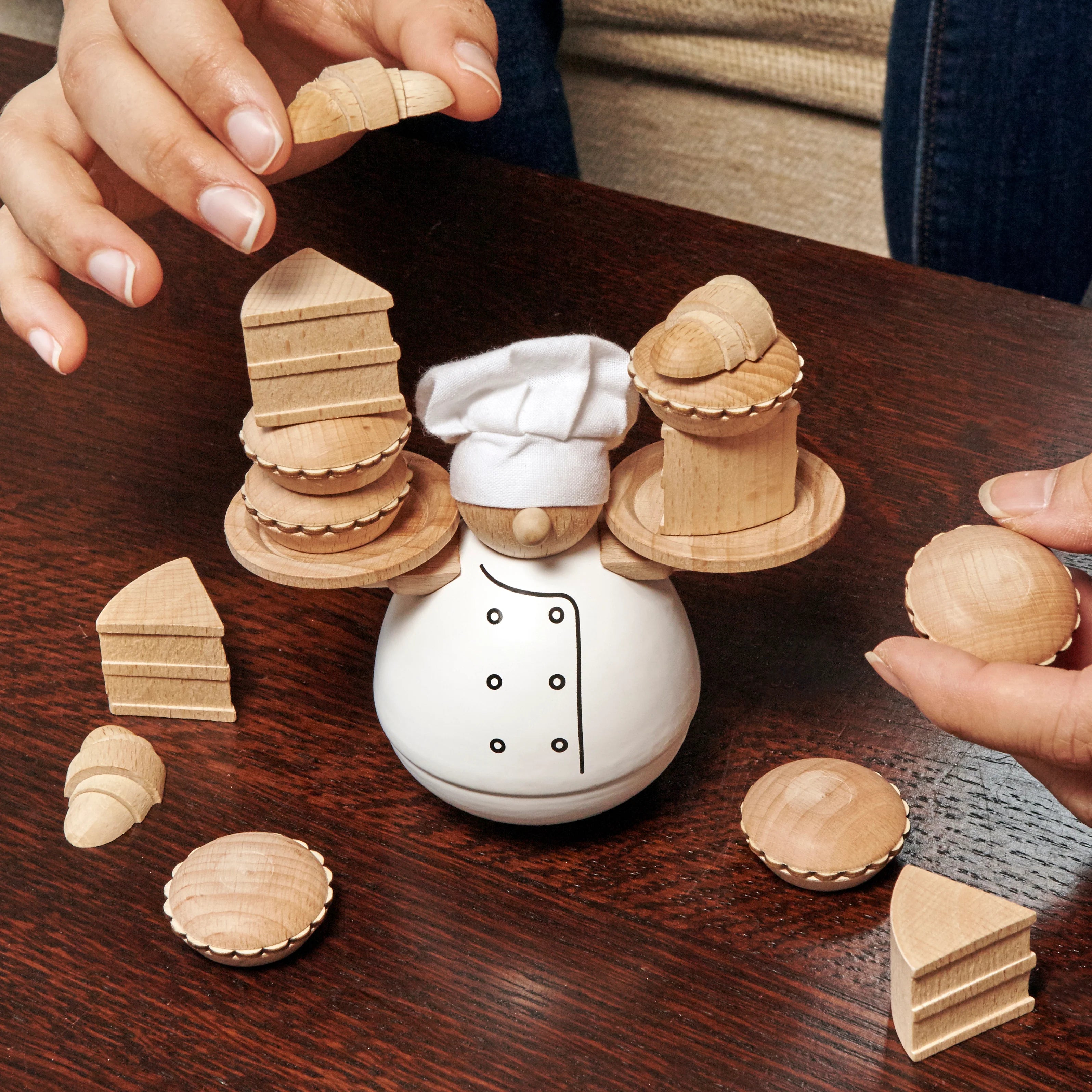 Balance The Baker – lustiges Balancespiel aus Holz für die ganze Familie