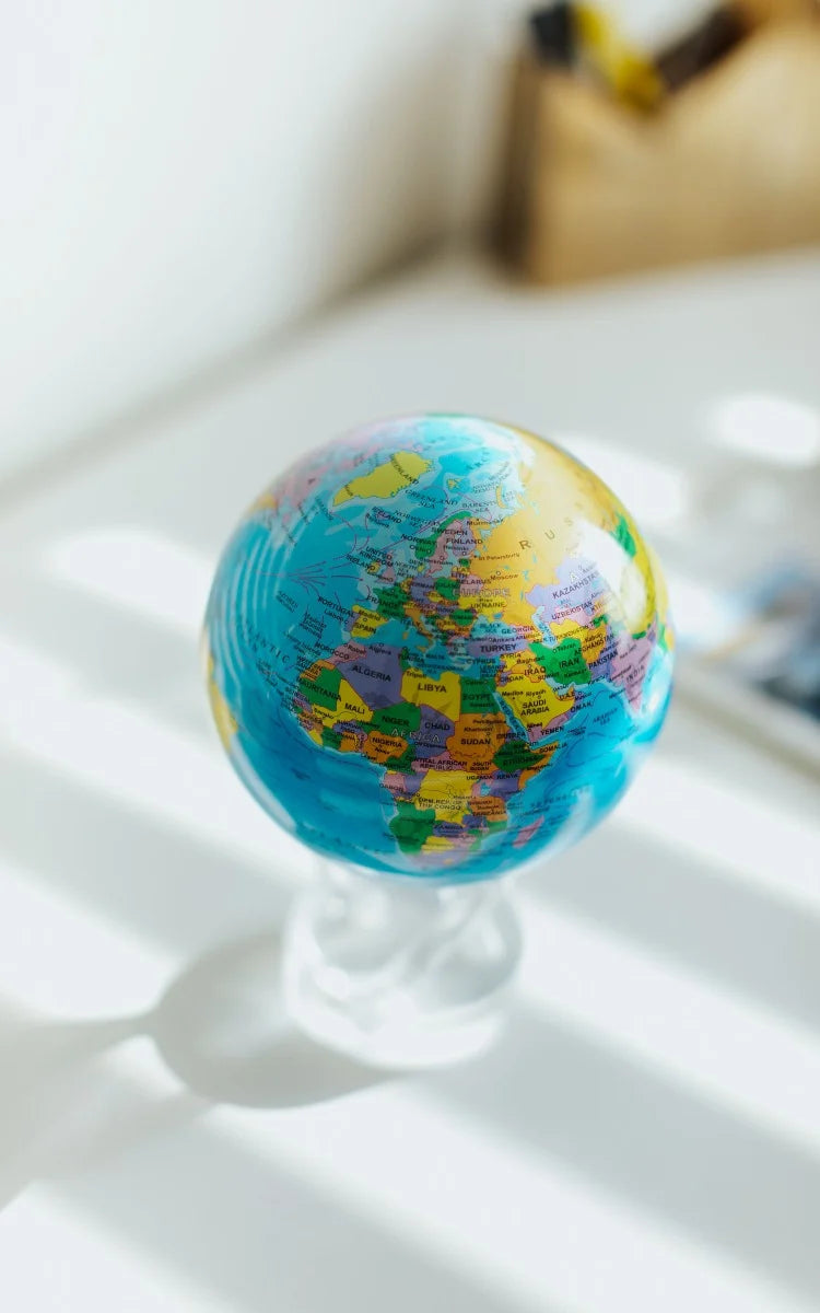 MOVA Globe - Rotating globe powered by solar cells - The Earth - Blue Political Map