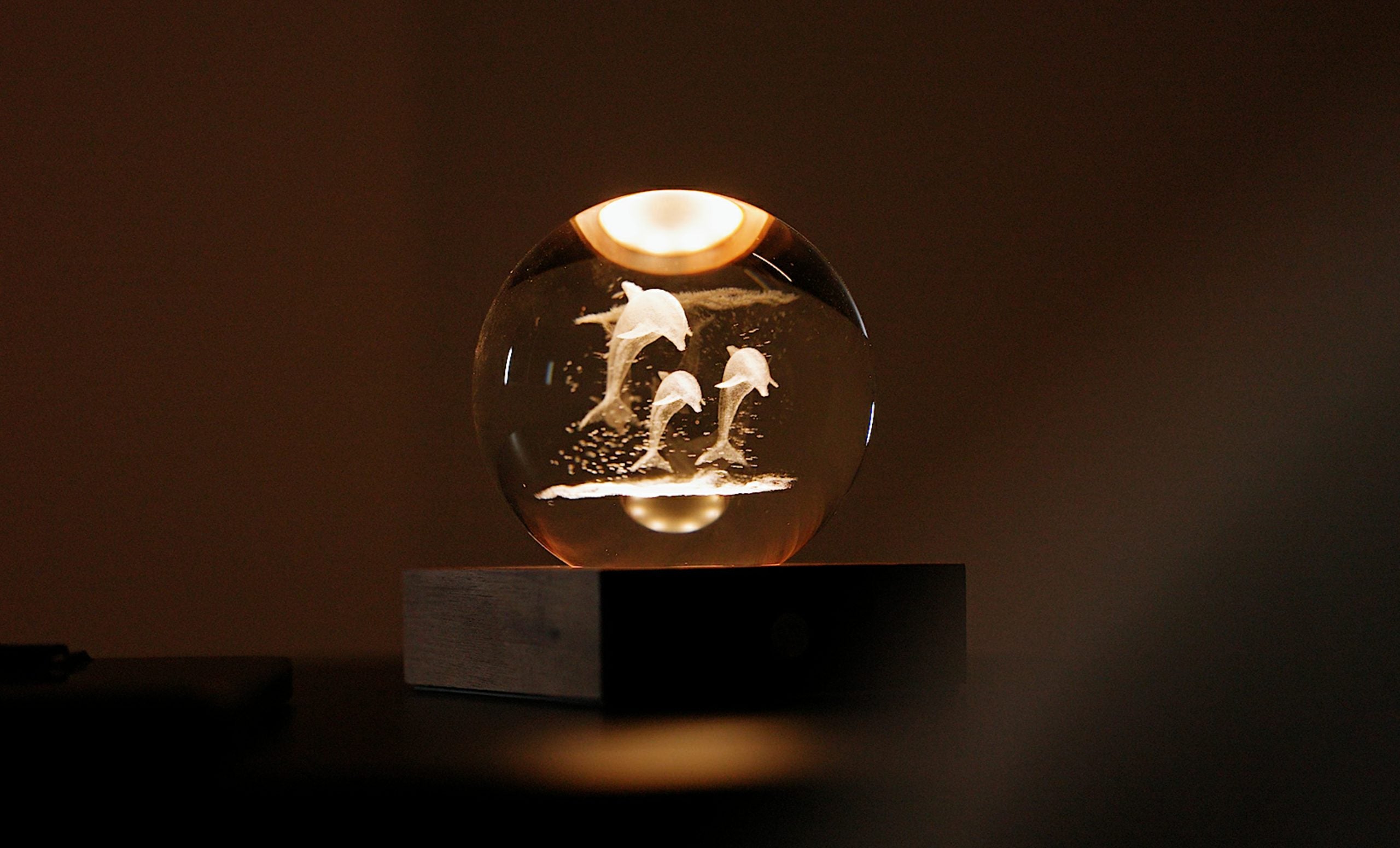 Gingko Design - Amber Crystal Light – dekorative LED-Kristallleuchte