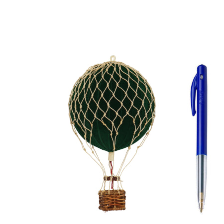 Ballon – Floating The Skies – Authentic Models
