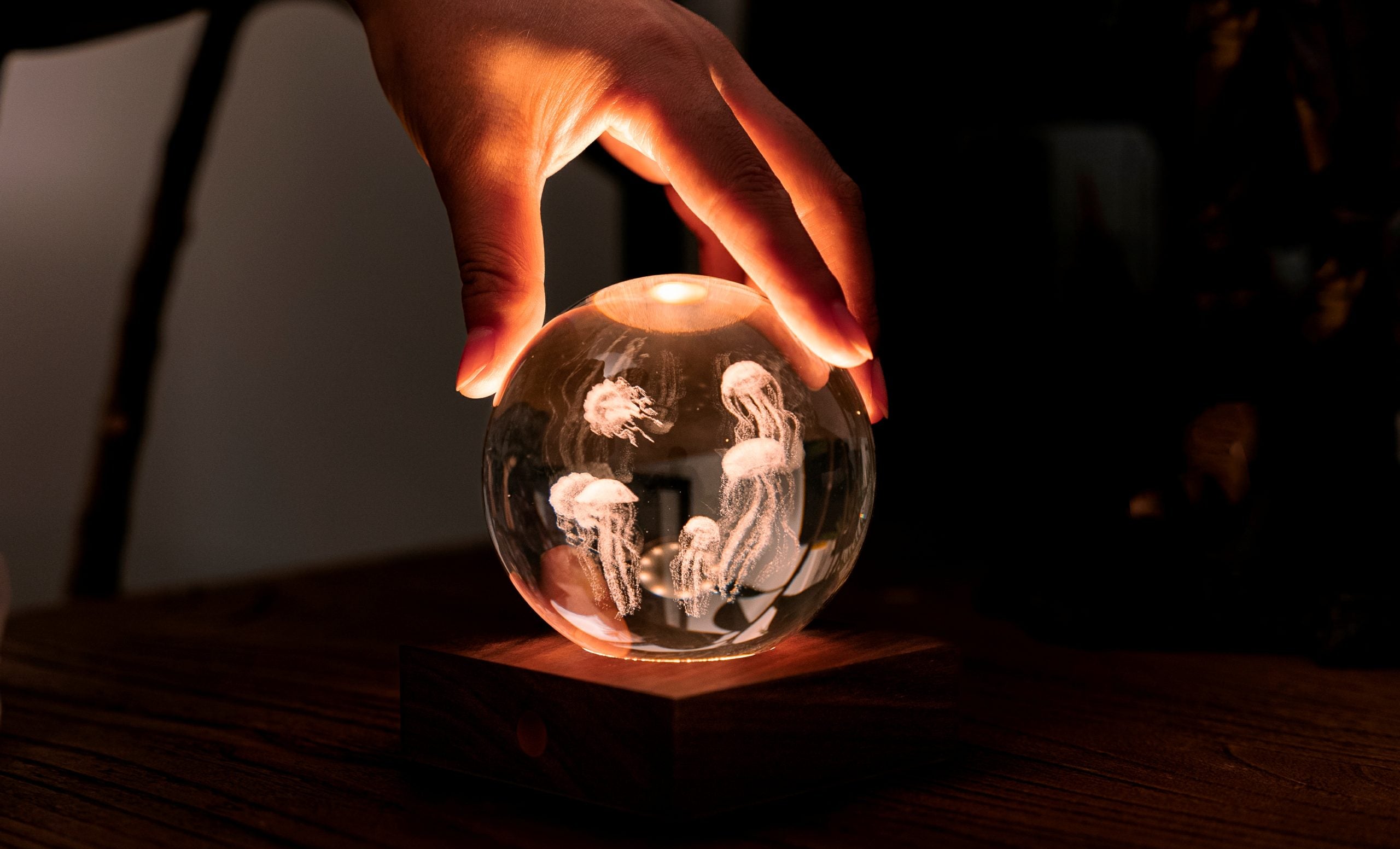 Gingko Design - Amber Crystal Light – dekorative LED-Kristallleuchte