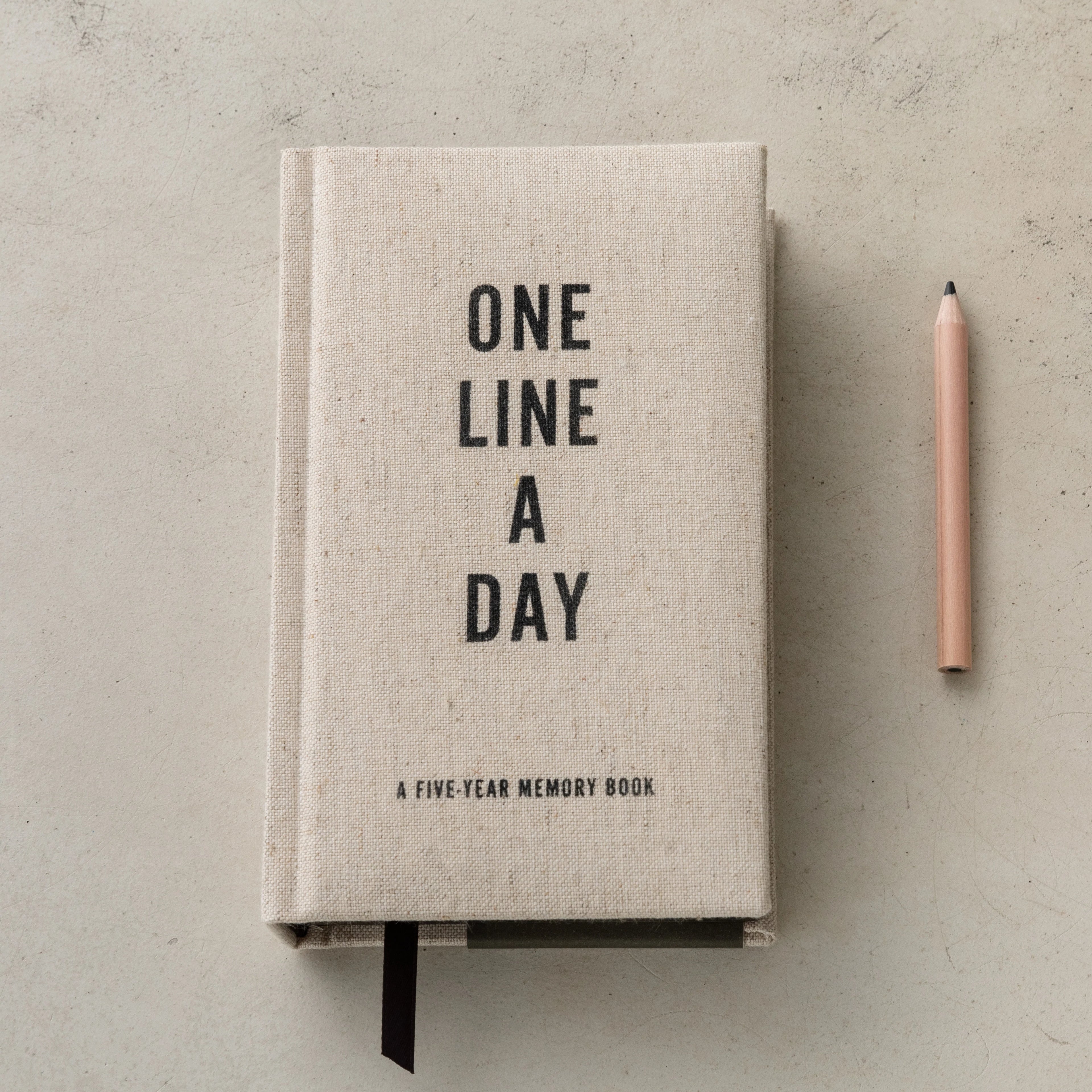 Tagebuch - One Line a Day - Schreiben Sie jeden Tag eine Zeile über fünf Jahre - LEINWAND