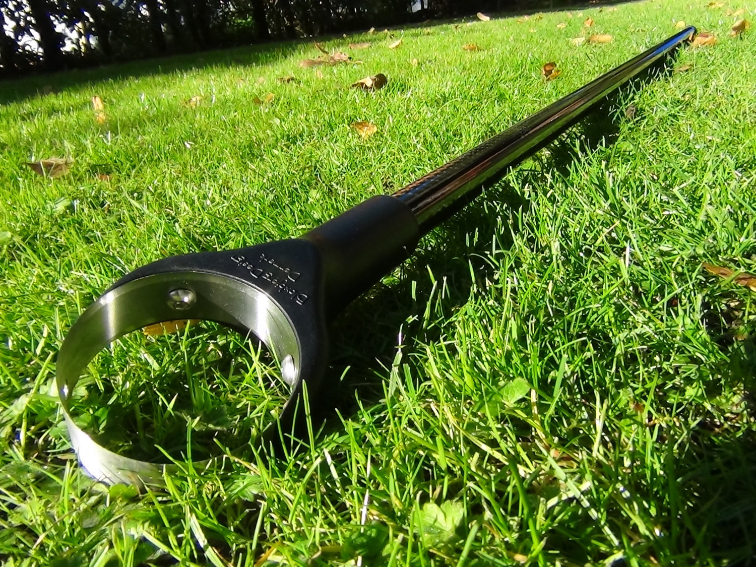 Ringhakke - Ergonomisk lugejern - Kulfiber - Haveredskabernes Ferrari - Bloxbjerg Design