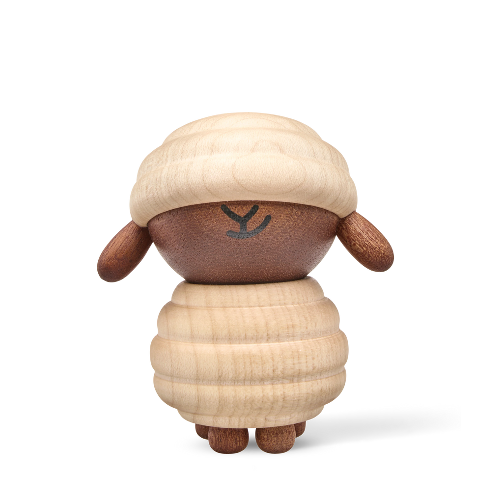 Ulla - the big sheep from Fablewood