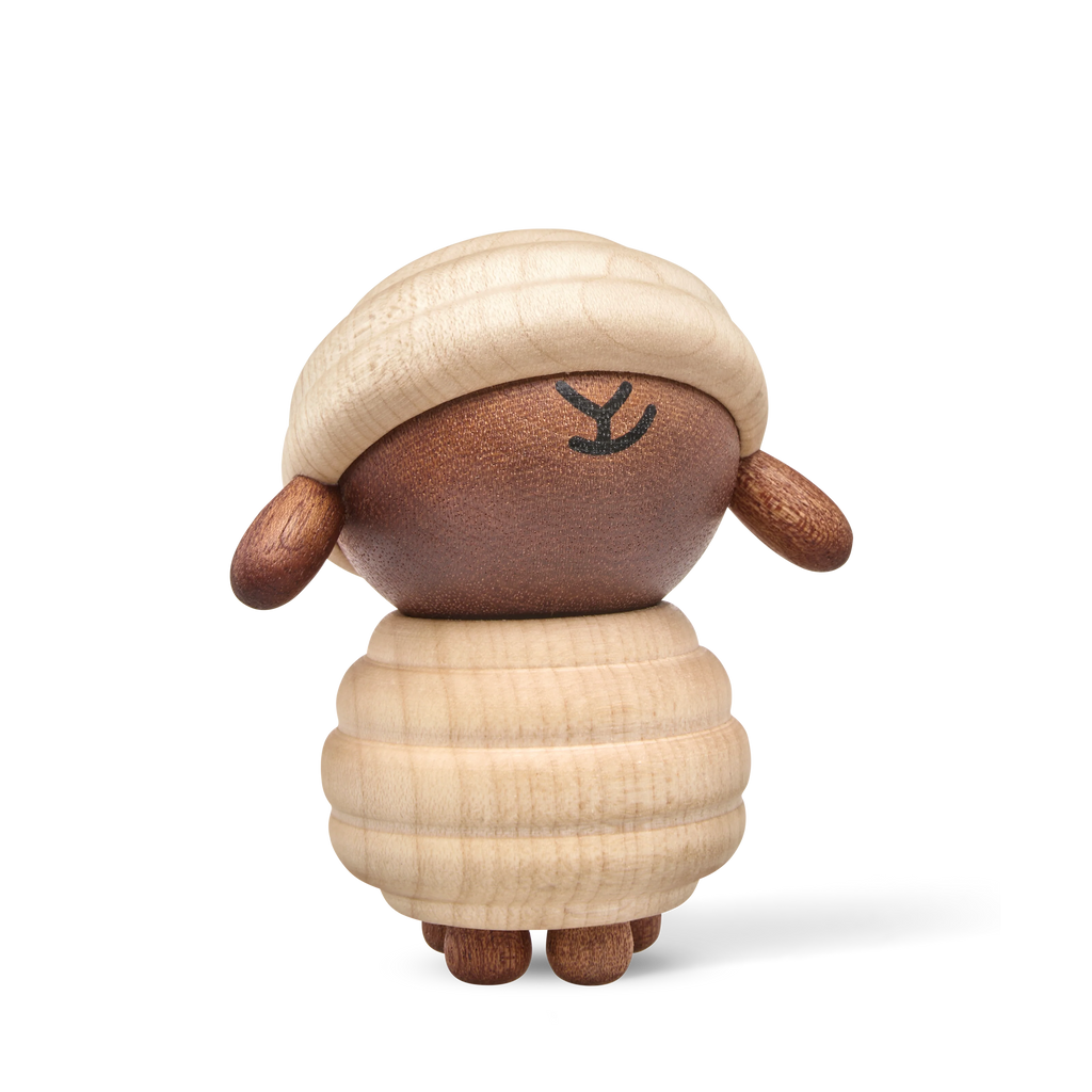 Ulla - the big sheep from Fablewood