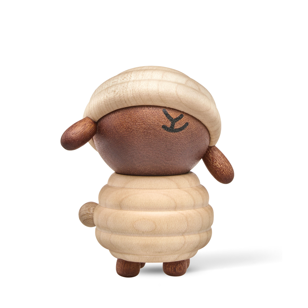Ulla - the big sheep from Fablewood