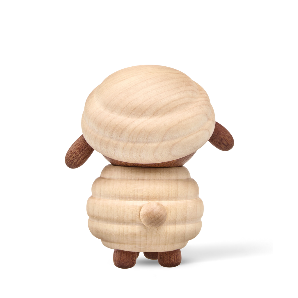Ulla - the big sheep from Fablewood