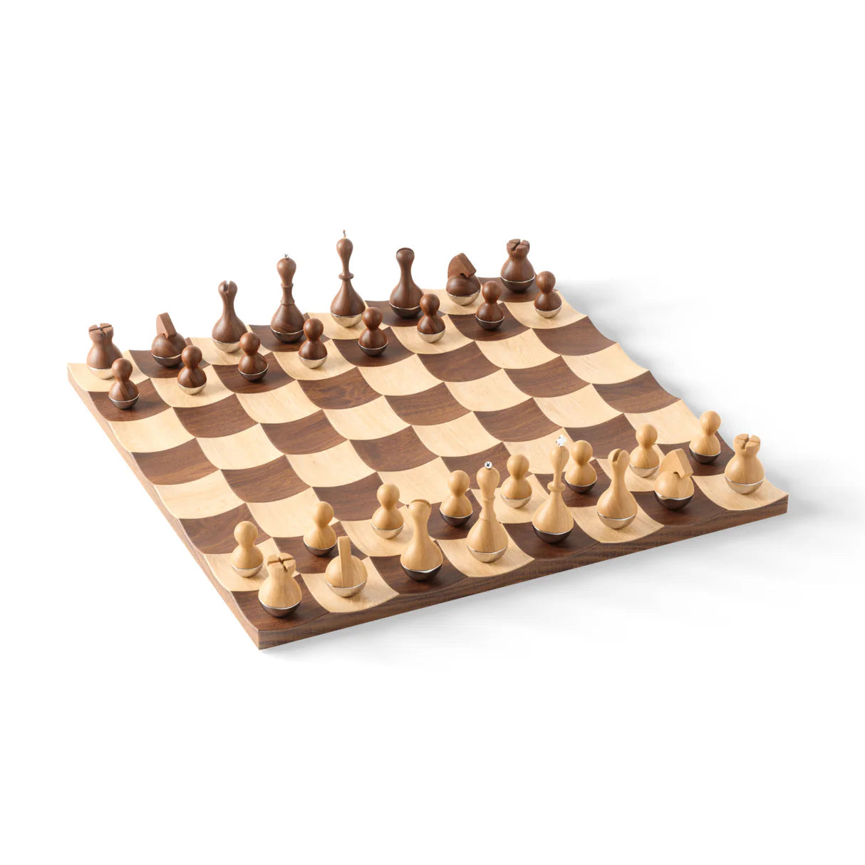 Umbra - Wobble Chess Set – Chess Set with Movement and Elegance